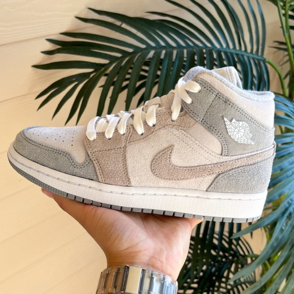 Nike Jordan 1 Mid Air Jordan 1 Mid SE 'Particle Grey